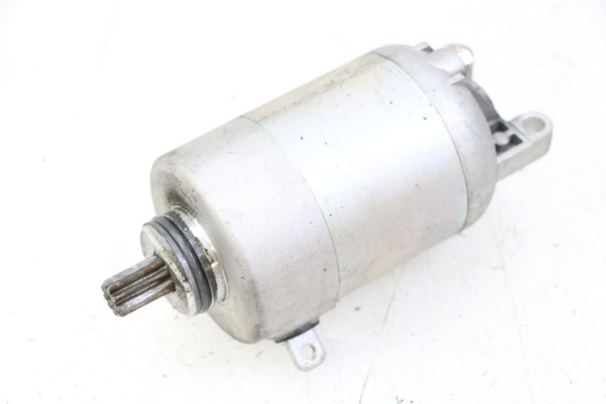 photo de MOTOR DE ARRANQUE YAMAHA YP MAJESTY 125 (2002 - 2006) - Vista principal