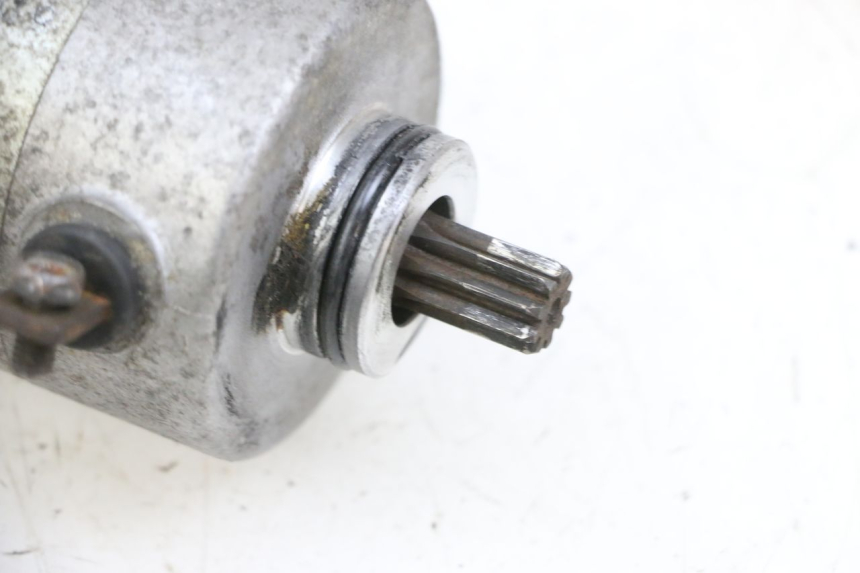 photo de MOTOR DE ARRANQUE YAMAHA YP MAJESTY 125 (2002 - 2006) - Ampliação técnica