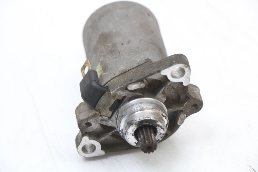 photo de MOTOR DE ARRANQUE PIAGGIO ZIP 2T 50 (2009 - 2019) - Detalhe da peça