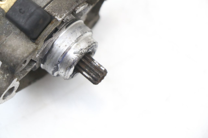 photo de MOTOR DE ARRANQUE PIAGGIO ZIP 2T 50 (2009 - 2019) - Zoom do estado de desgaste