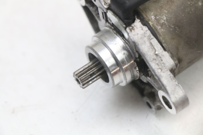 photo de MOTOR DE ARRANQUE PIAGGIO ZIP RST 50 (1996 - 1998) - Detalhe da peça