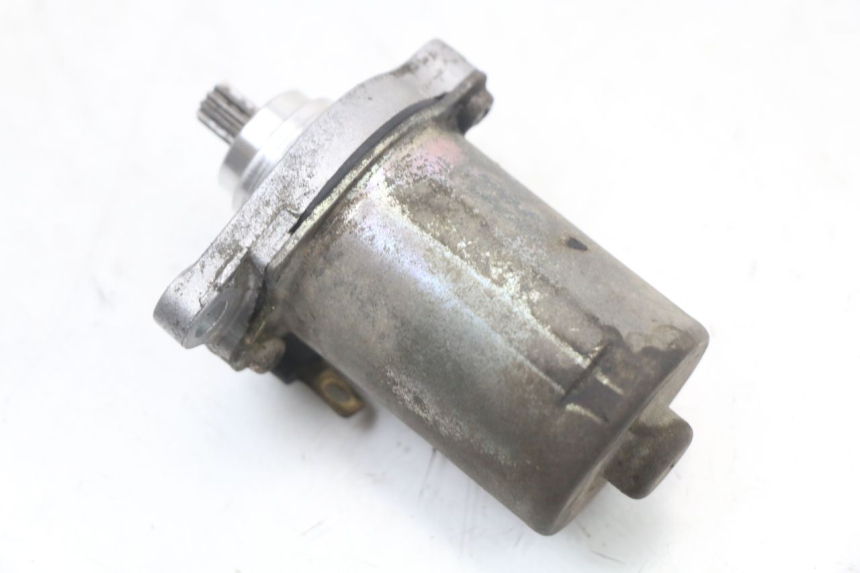 photo de MOTOR DE ARRANQUE PIAGGIO ZIP RST 50 (1996 - 1998) - Outro ângulo de visão