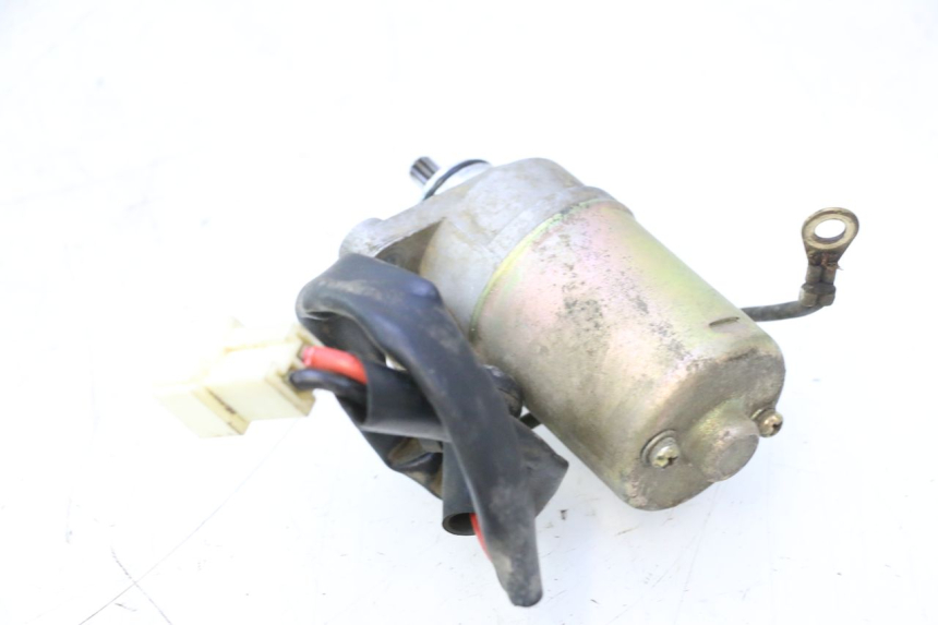 photo de MOTOR DE ARRANQUE UNIVERSAL BIKE ZN50QT-11B 50 (2018 - 2021) - Zoom do estado de desgaste