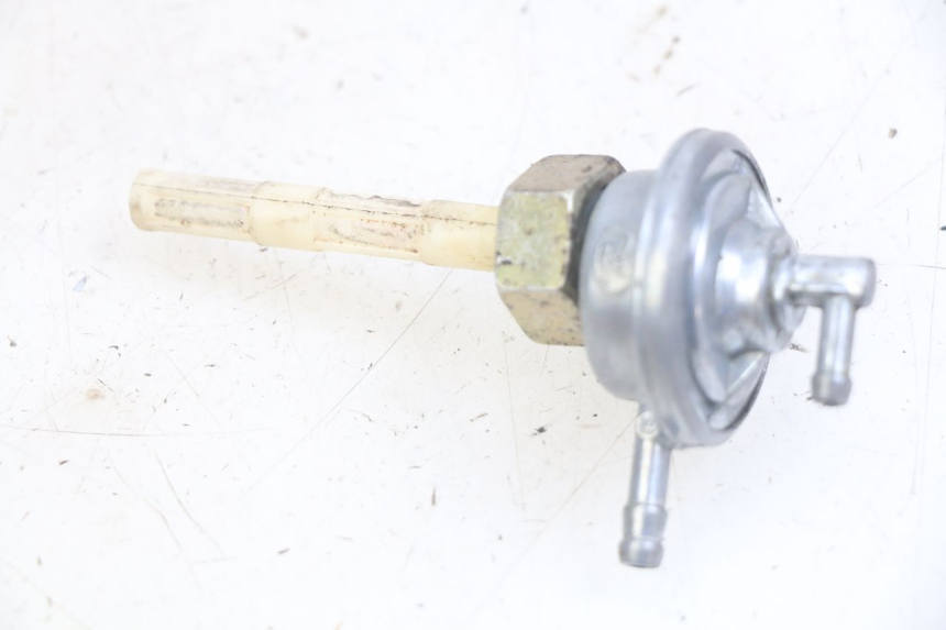 photo de DEPRESSÃO DO RESERVATÓRIO JM MOTORS OLDIES RS 4T 50 (2021 - 2024) - Detalhe da peça