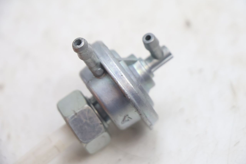 photo de DEPRESSÃO DO RESERVATÓRIO TNT MOTOR ROMA 12' 2T 50 (2007 - 2018) - Detalhe da peça