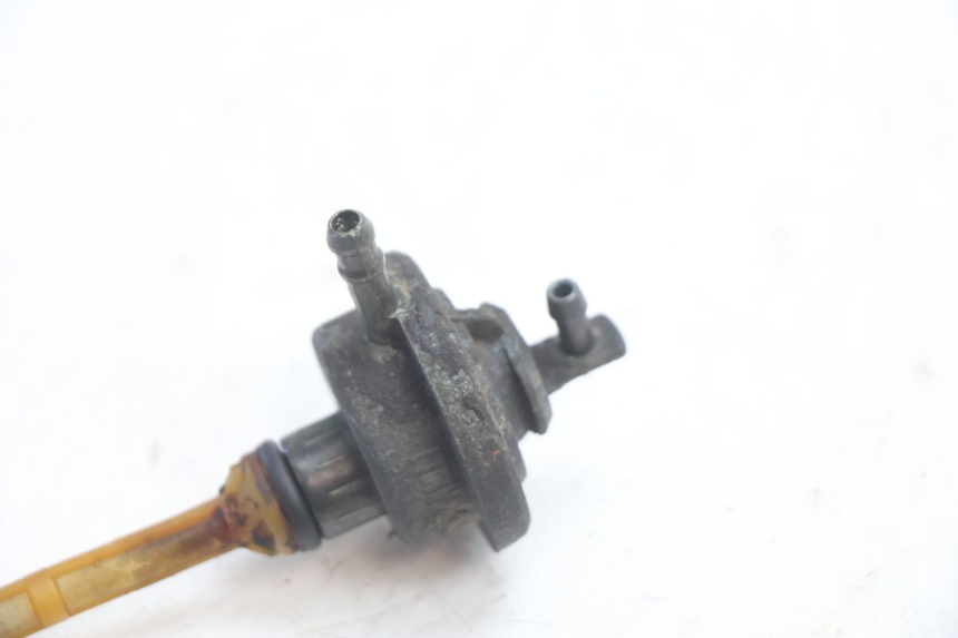 photo de DEPRESSÃO DO RESERVATÓRIO PEUGEOT SPEEDFIGHT LC 50 (1996 - 2002) - Detalhe da peça