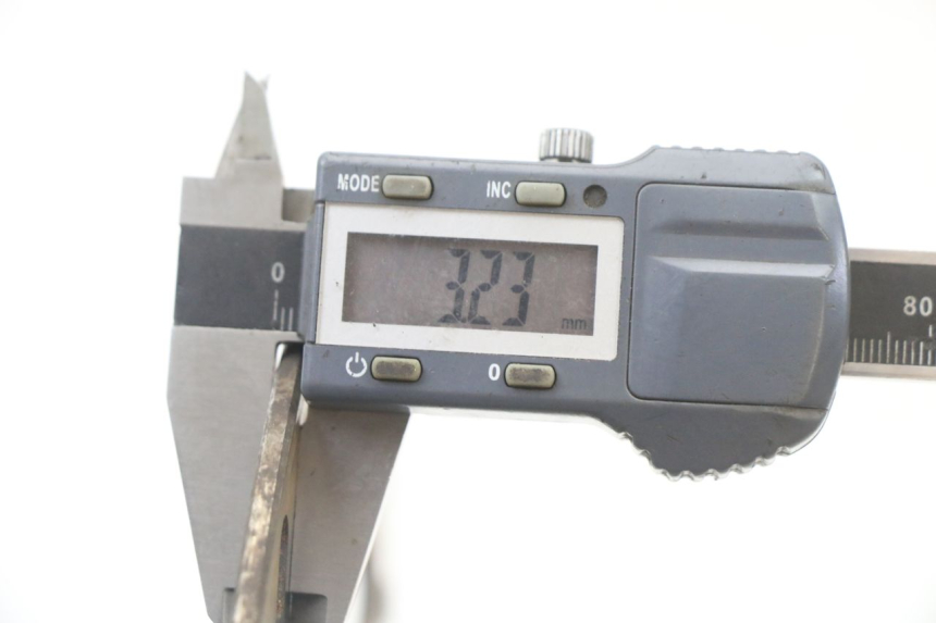 photo de DISCO DE FREIO DIANTEIRO DERBI SENDA R X-TREME 50 (2006 - 2010) - Pontos de fixação