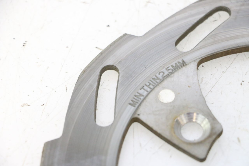 photo de DISCO DE FREIO DIANTEIRO PEUGEOT TKR TREKKER FURIOUS 50 (2005 - 2014) - Pontos de fixação