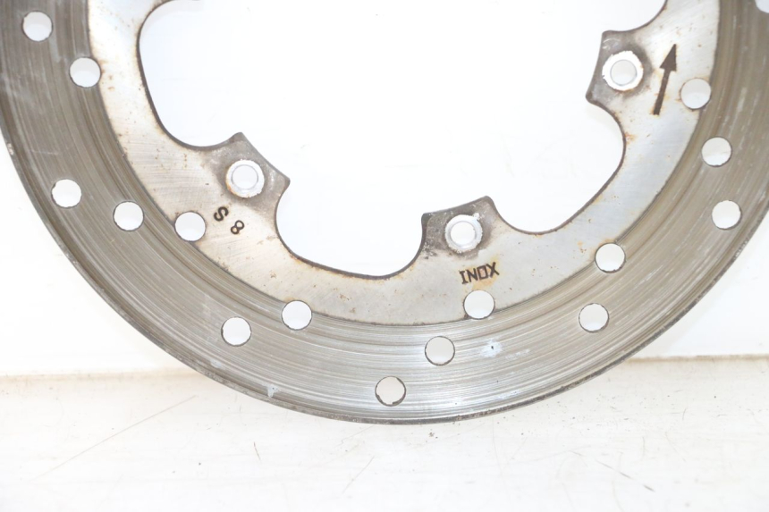 photo de DISCO DE FREIO DIANTEIRO PIAGGIO VESPA GTS SUPER IE 125 (2009 - 2016) - Pontos de fixação