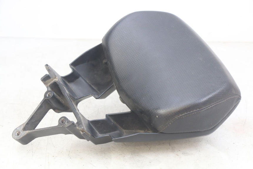 photo de ENCOSTO NECO ALEXONE 125 (2017 - 2024) - Pontos de fixação