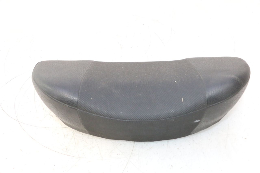 photo de ENCOSTO SUZUKI BURGMAN EXECUTIVE ABS 650 (2006 - 2012) - Zoom do estado de desgaste