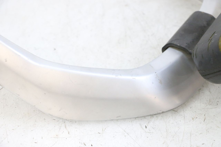 photo de ENCOSTO PEUGEOT ELYSEO 125 (1999 - 2004) - Outro ângulo de visão