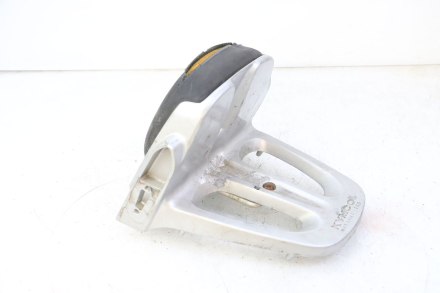 photo de ENCOSTO KYMCO GRAND DINK 125 (2002 - 2007) - Pontos de fixação