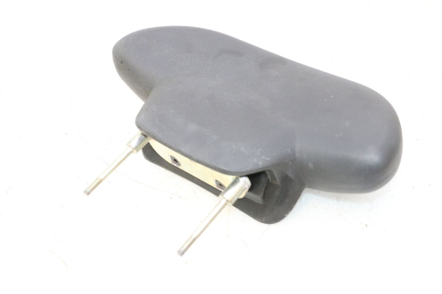 photo de ENCOSTO PIAGGIO MP3 LT 300 (2010 - 2016) - Detalhe da peça