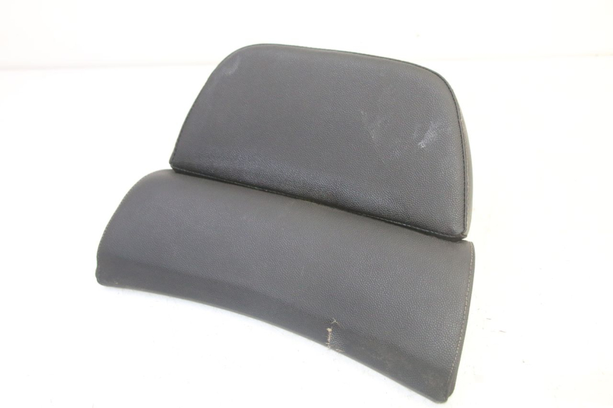 photo de ENCOSTO PIAGGIO MP3 125 (2006 - 2014) - Detalhe da peça