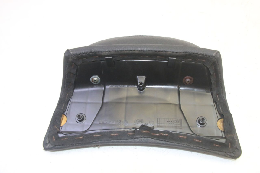 photo de ENCOSTO PIAGGIO MP3 125 (2006 - 2014) - Vista geral
