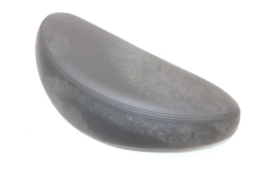photo de ENCOSTO MOTO GUZZI NORGE 8V GT 1200 (2011 - 2016) - Detalhe da peça