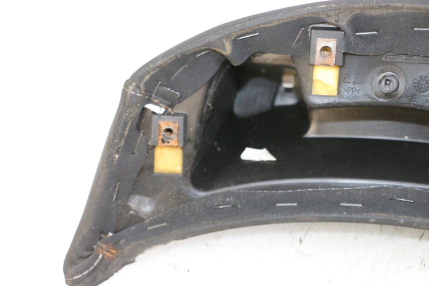 photo de ENCOSTO PEUGEOT SATELIS 125 (2013 - 2018) - Ampliação técnica
