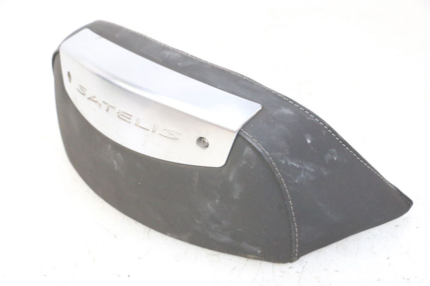 photo de ENCOSTO PEUGEOT SATELIS 125 (2010 - 2012) - Vista principal