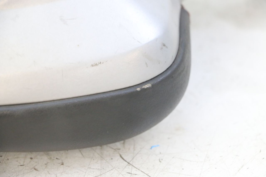 photo de ENCOSTO YAMAHA X-MAX XMAX 125 (2010 - 2013) - Outro ângulo de visão