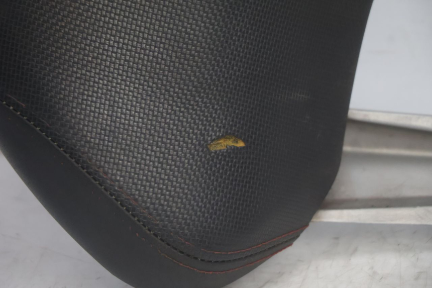 photo de ENCOSTO YAMAHA X-MAX XMAX 125 (2010 - 2013) - Outro ângulo de visão