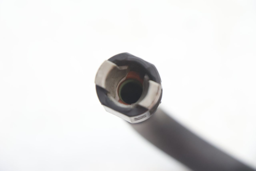 photo de MANGUEIRA DO INJETOR SUZUKI GSR 600 (2005 - 2012) - Outro ângulo de visão