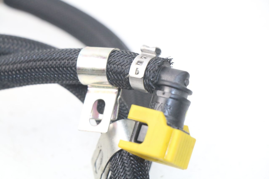 photo de MANGUEIRA DO INJETOR PIAGGIO MP3 HPE 500 (2019 - 2022) - Detalhe da peça