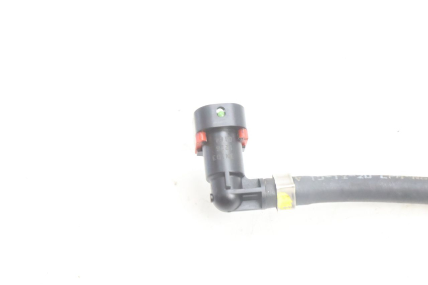 photo de MANGUEIRA DE INJETOR YAMAHA N-MAX NMAX 125 (2021 - 2024) - Zoom do estado de desgaste