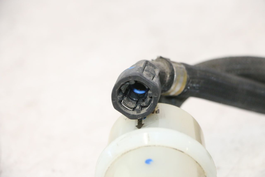 photo de MANGUEIRA DO INJETOR PEUGEOT SATELIS 125 (2013 - 2018) - Zoom do estado de desgaste