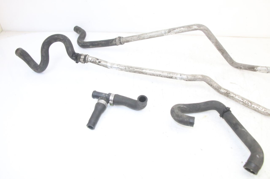 photo de MANGUEIRA DO RADIADOR BMW C1 125 (2000 - 2003) - Detalhe da peça