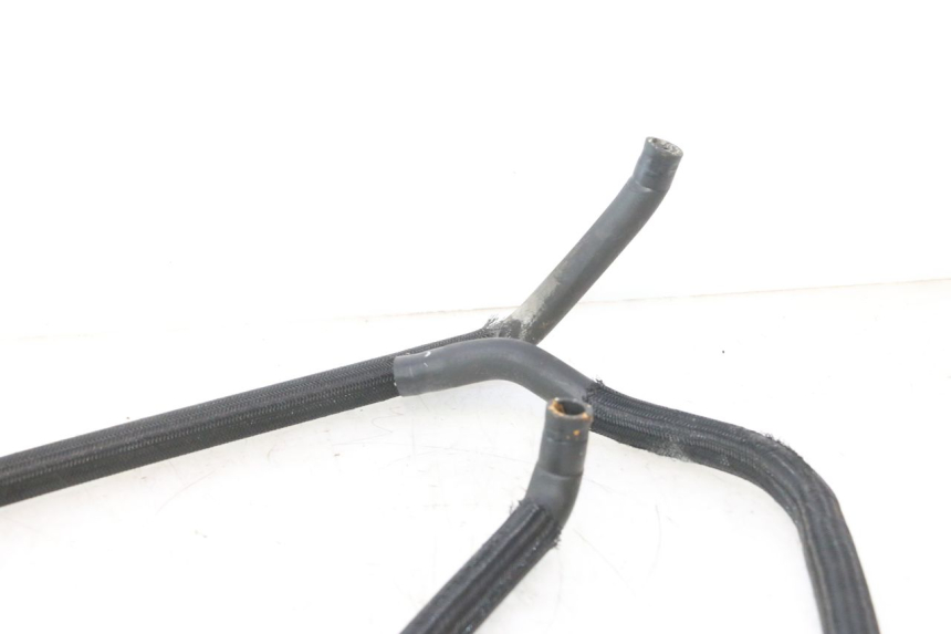 photo de MANGUEIRA DO RADIADOR SUZUKI BURGMAN 125 (2007 - 2014) - Detalhe da peça