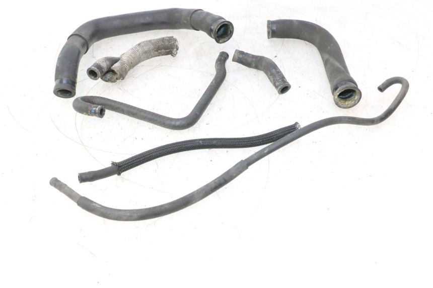 photo de MANGUEIRA DO RADIADOR SUZUKI BURGMAN EXECUTIVE ABS 650 (2006 - 2012) - Detalhe da peça