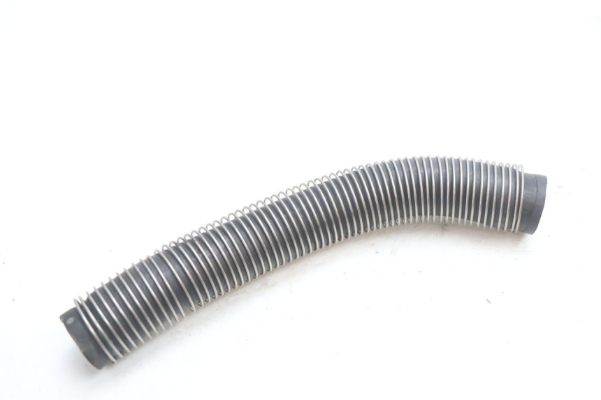 photo de MANGUEIRA DO RADIADOR HONDA CB F HORNET 600 (2005 - 2006) - Detalhe da peça