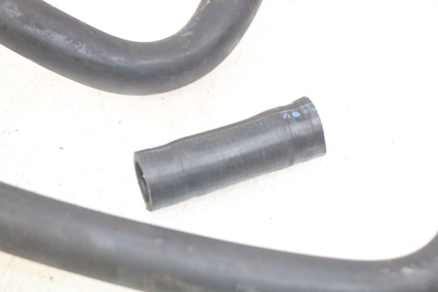 photo de MANGUEIRA DO RADIADOR PEUGEOT ELYSEO 125 (1999 - 2004) - Zoom do estado de desgaste