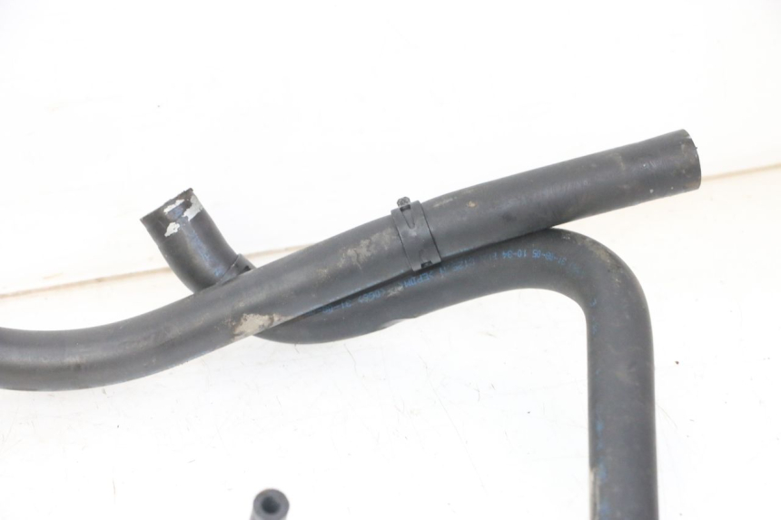 photo de MANGUEIRA DO RADIADOR PEUGEOT ELYSTAR 125 (2002 - 2007) - Outro ângulo de visão