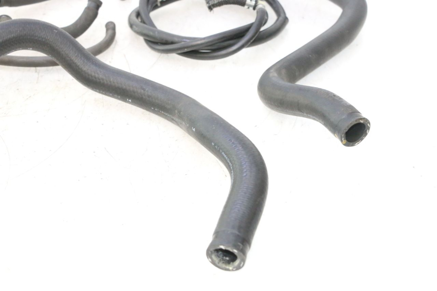 photo de MANGUEIRA DO RADIADOR HONDA FJS SILVER WING SILVERWING 400 (2005 - 2008) - Zoom do estado de desgaste