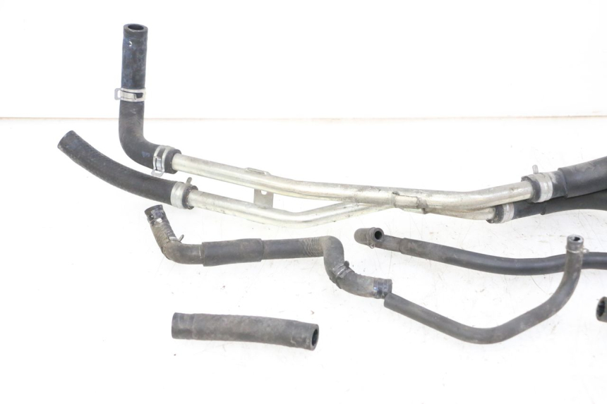 photo de MANGUEIRA DO RADIADOR HONDA FORZA ABS 300 (2013 - 2017) - Detalhe da peça
