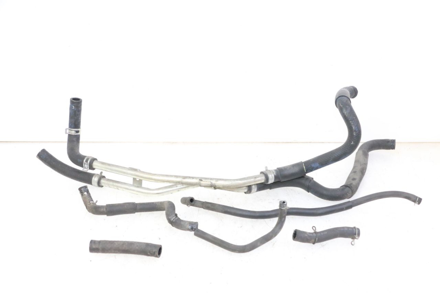 photo de MANGUEIRA DO RADIADOR HONDA FORZA ABS 300 (2013 - 2017) - Outro ângulo de visão