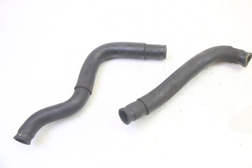 photo de MANGUEIRA DO RADIADOR YAMAHA FZ6 N FAZER 600 (2004 - 2006) - Detalhe da peça