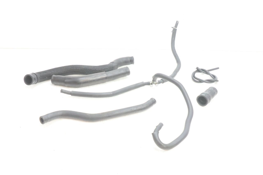 photo de MANGUEIRA DO RADIADOR YAMAHA FZ8 800 (2010 - 2016) - Vista principal