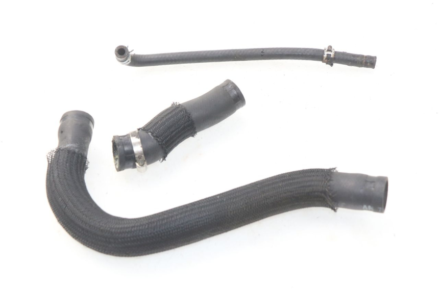 photo de MANGUEIRA DO RADIADOR SUZUKI GSR 600 (2005 - 2012) - Vista principal