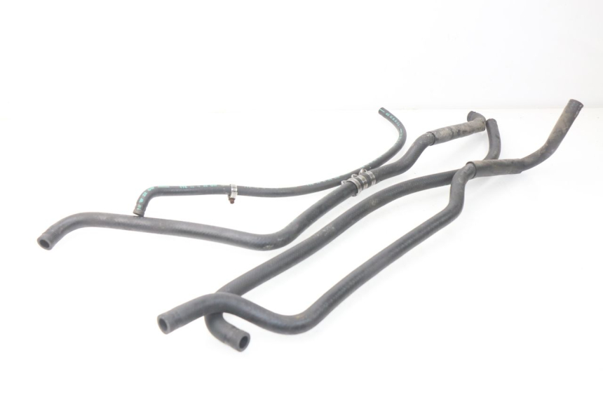 photo de MANGUEIRA DO RADIADOR SYM GTS EVO 125 (2009 - 2013) - Detalhe da peça
