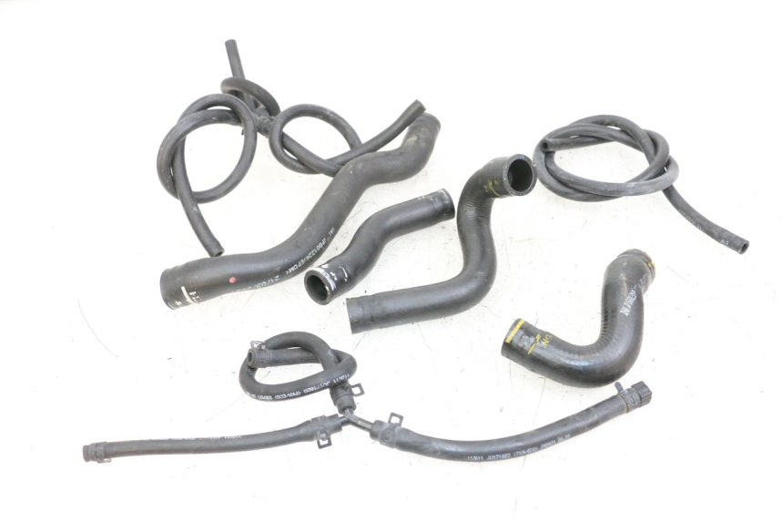 photo de MANGUEIRA DO RADIADOR HUSQVARNA SVARTPILEN 401 (2018 - 2023) - Detalhe da peça