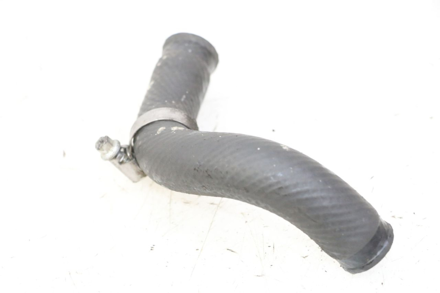 photo de MANGUEIRA DO RADIADOR KAWASAKI KX 85 (2014 - 2021) - Outro ângulo de visão