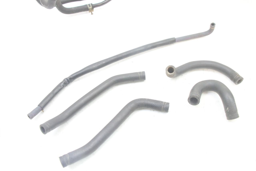 photo de MANGUEIRA DO RADIADOR KYMCO GRAND DINK 125 (2008 - 2014) - Detalhe da peça