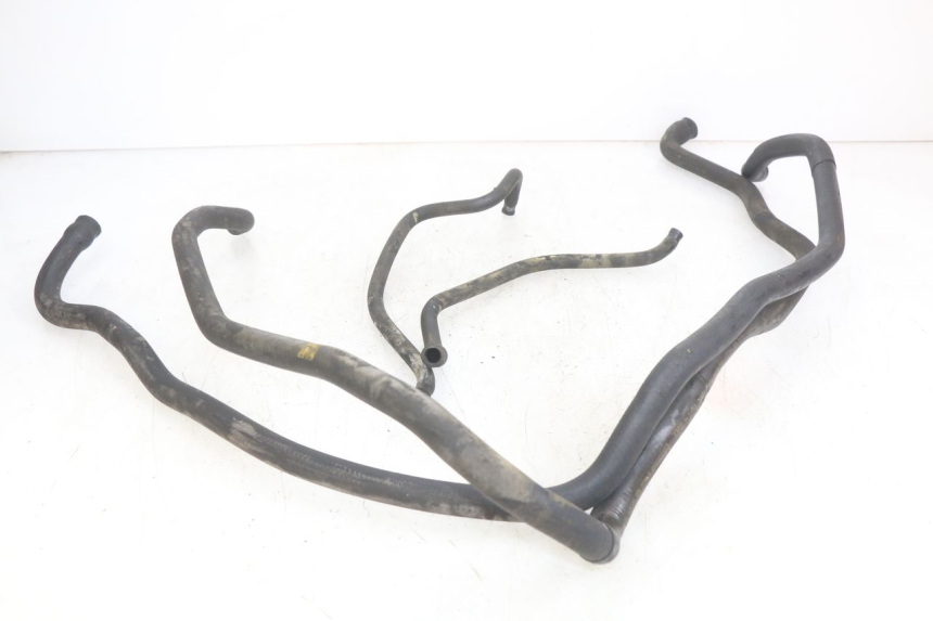 photo de MANGUEIRA DO RADIADOR PIAGGIO MP3 LT 400 (2007 - 2012) - Detalhe da peça