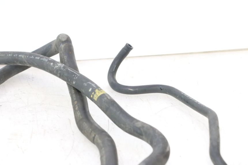 photo de MANGUEIRA DO RADIADOR PIAGGIO MP3 500 (2016 - 2018) - Pontos de fixação