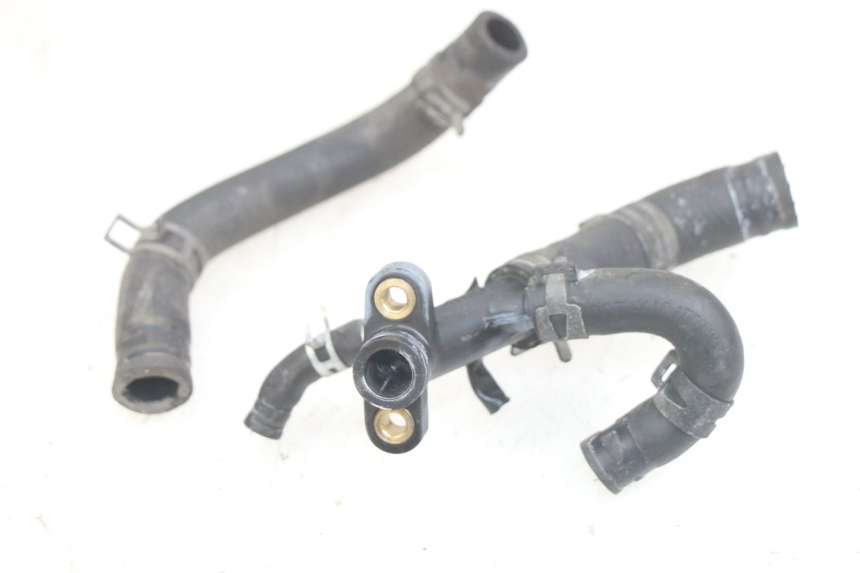 photo de MANGUEIRA DO RADIADOR HONDA PCX (JF28) 125 (2009 - 2011) - Detalhe da peça