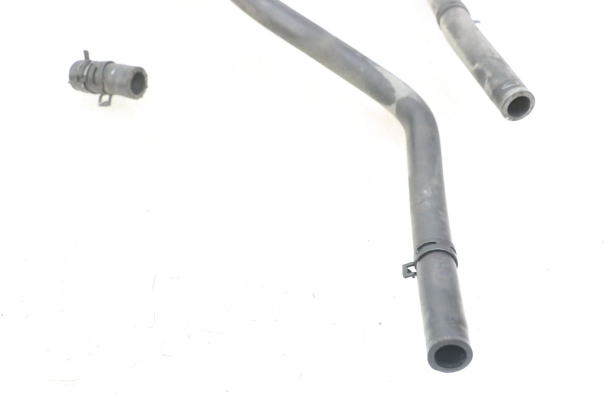 photo de MANGUEIRA DO RADIADOR PEUGEOT ELYSTAR 125 (2002 - 2007) - Zoom do estado de desgaste