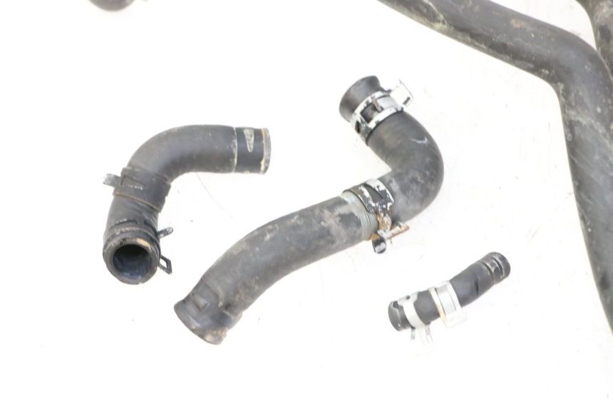 photo de MANGUEIRA DO RADIADOR PEUGEOT SPEEDFIGHT 3 LC 2T 50 (2009 - 2015) - Zoom do estado de desgaste